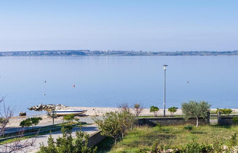 Apartment Nin - Vrsi At The Beach Exterior foto