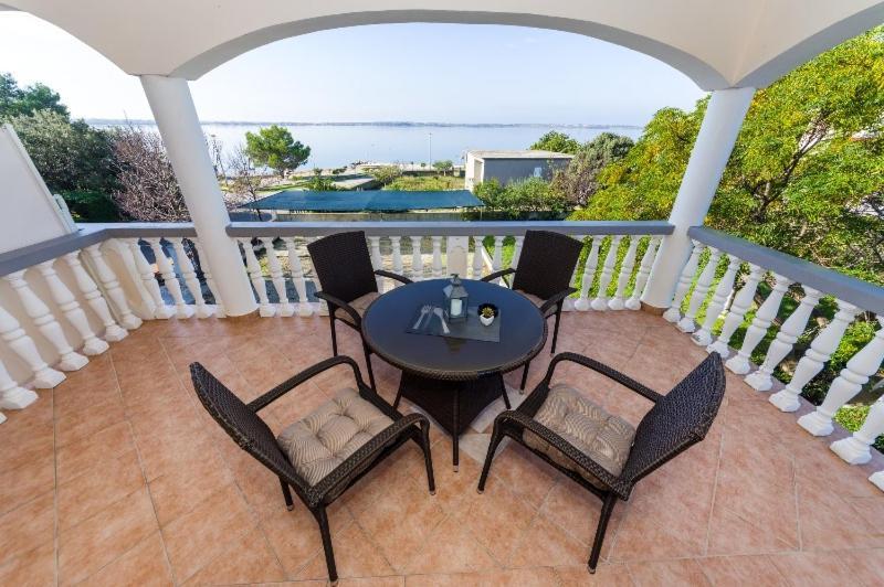 Apartment Nin - Vrsi At The Beach Exterior foto
