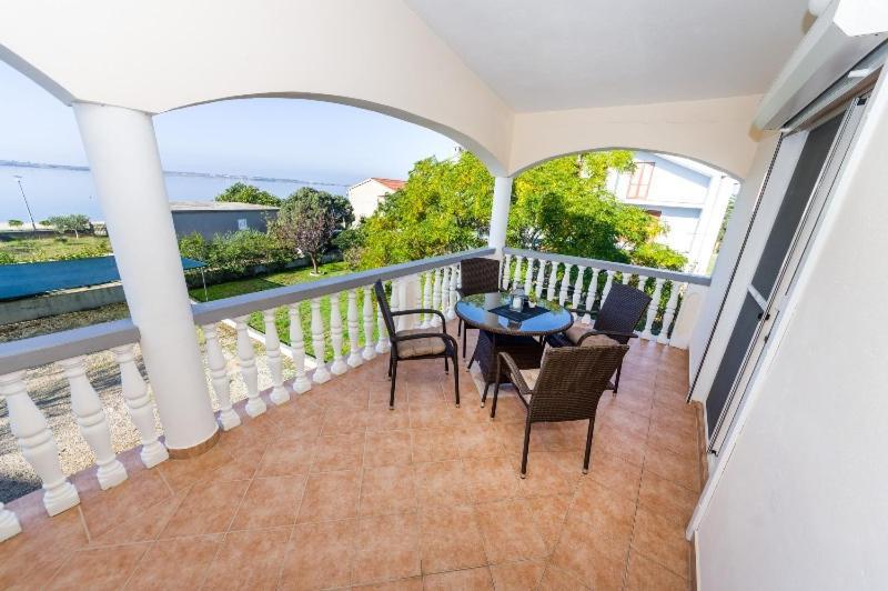 Apartment Nin - Vrsi At The Beach Exterior foto