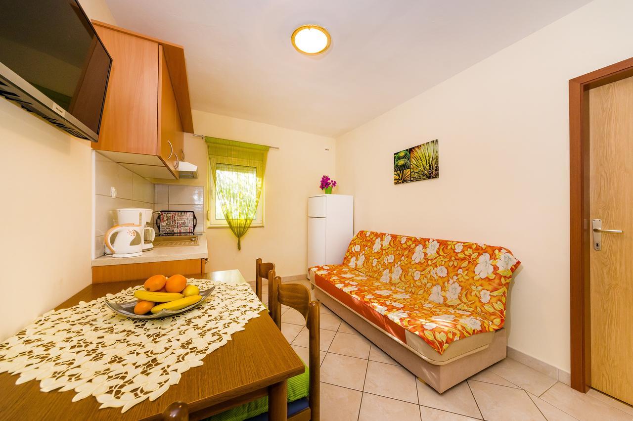 Apartment Nin - Vrsi At The Beach Exterior foto