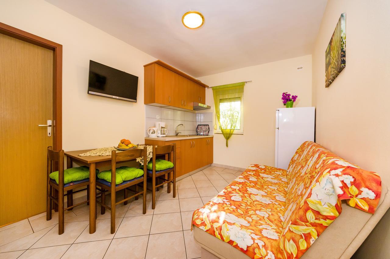 Apartment Nin - Vrsi At The Beach Exterior foto
